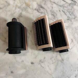 Dyson Airwrap smoothing attachments